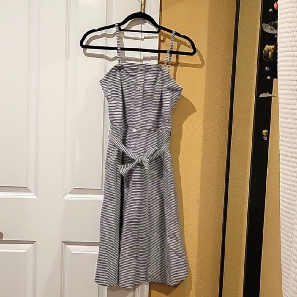 banana republic black and white striped midi dress with belt and pocket